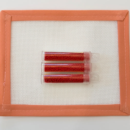 Sundance Beads - Size 11, Red 408